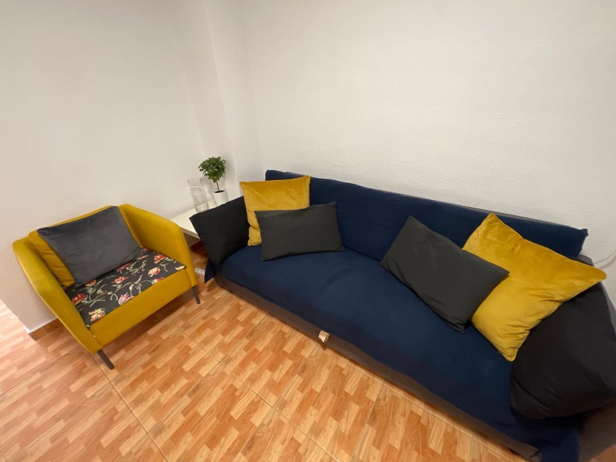 Апартаменты Marques De Larios Plaza Las Flores Parking Gratis Малага Экстерьер фото