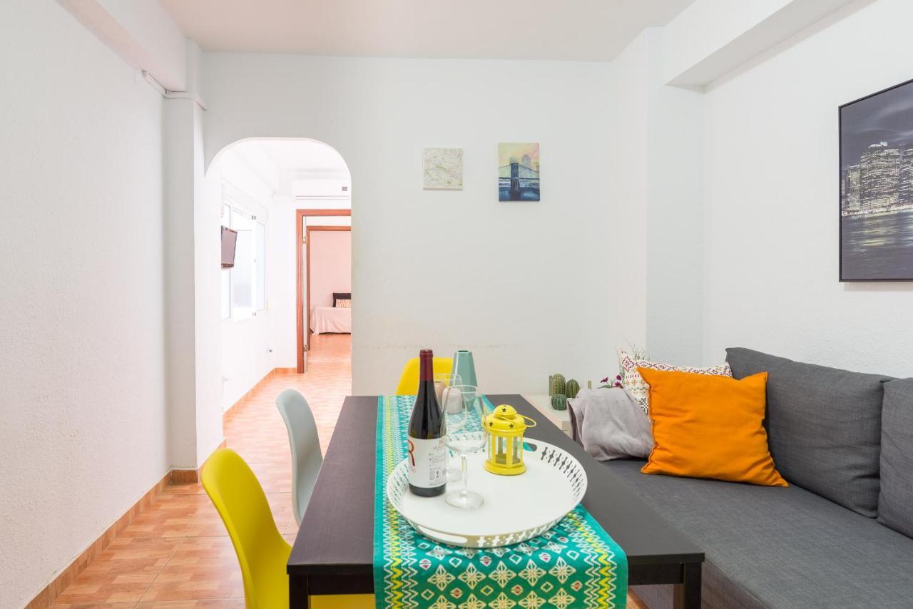 Апартаменты Marques De Larios Plaza Las Flores Parking Gratis Малага Экстерьер фото