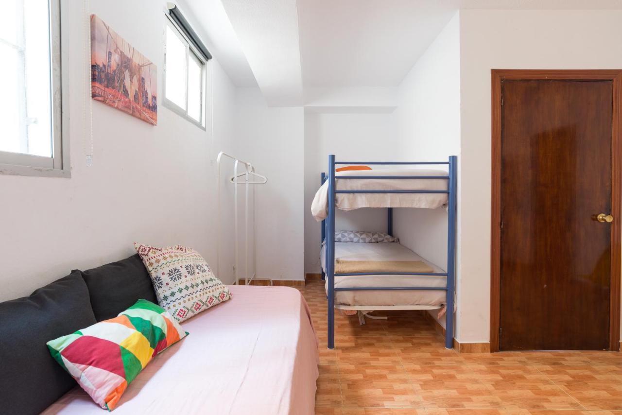 Апартаменты Marques De Larios Plaza Las Flores Parking Gratis Малага Экстерьер фото